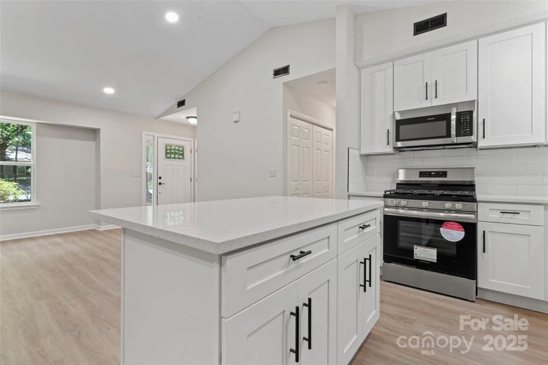 5534 Great Wagon Rd, Charlotte, NC 28215