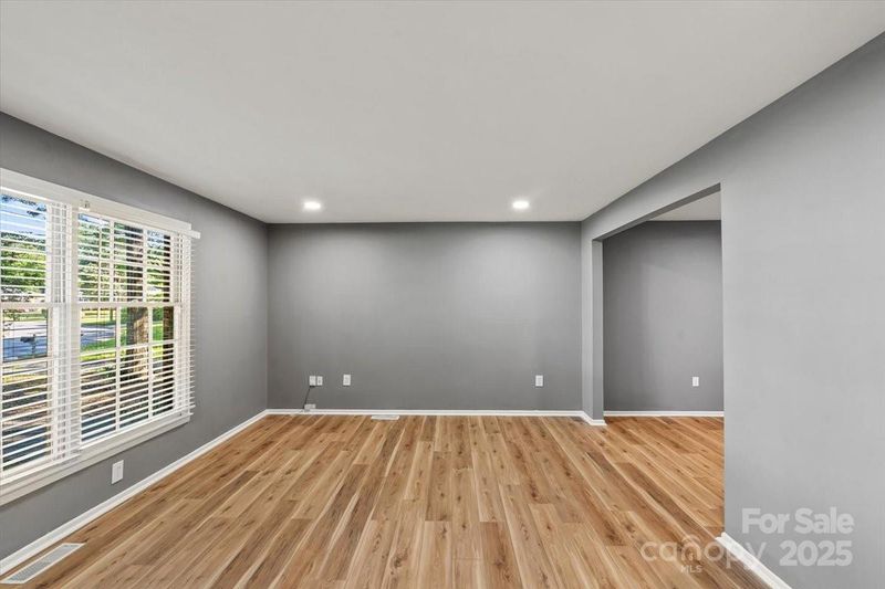 1510 Sansberry Rd, Charlotte, NC 28262
