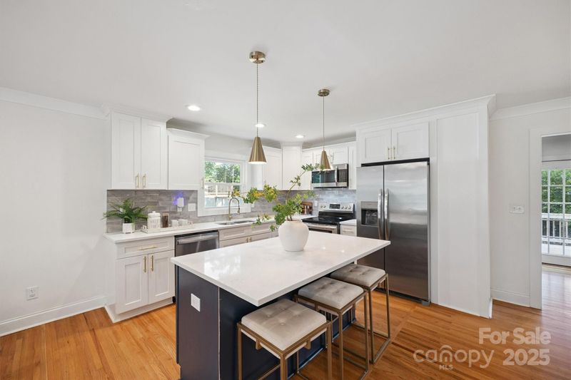 2119 Archdale Dr, Charlotte, NC 28210