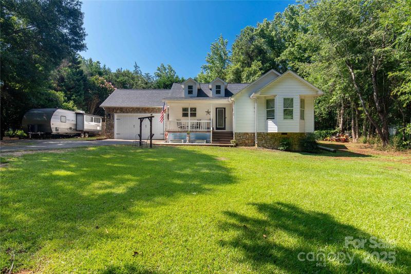 4567 Hickory Grove Rd, Sharon, SC 29742