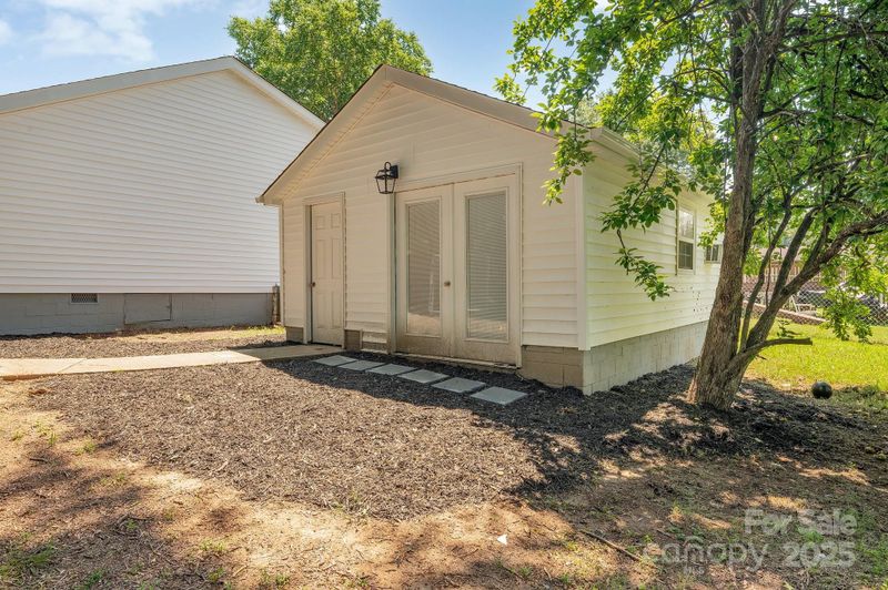 6208 Karenstone Dr, Charlotte, NC 28215