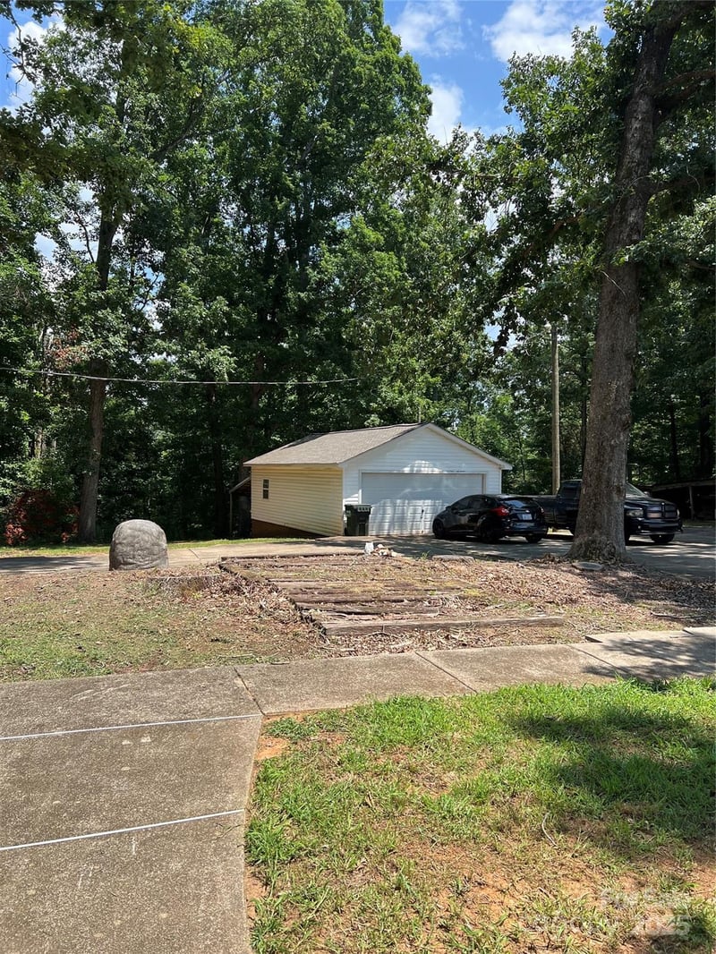 11204 Williams Rd, Mint Hill, NC 28227