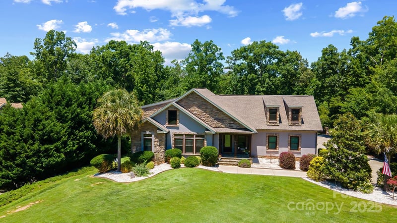 313 Sunset View Ct, York, SC 29745
