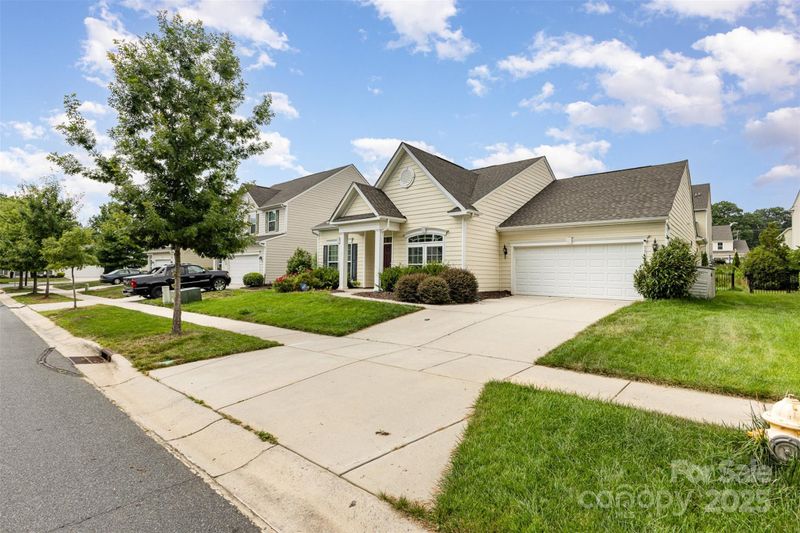 1116 Arnott Ln, Matthews, NC 28105
