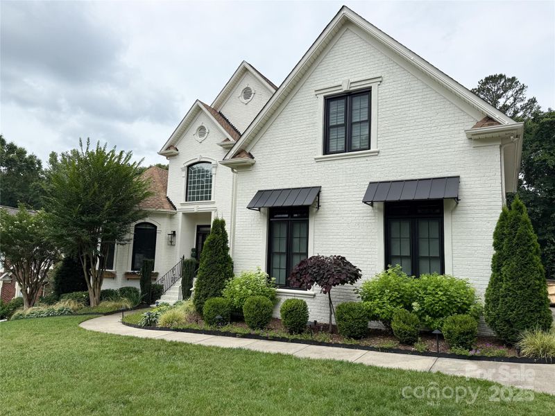 9604 Oliver Ct, Harrisburg, NC 28075