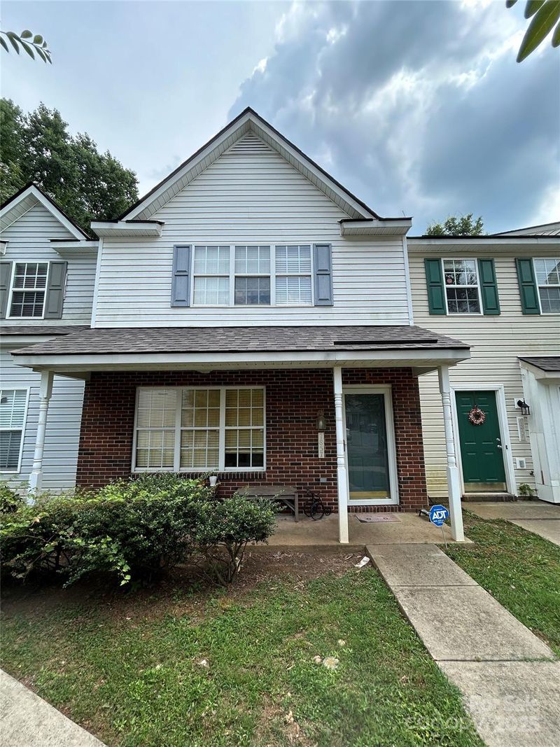 7857 Petrea Ln, Charlotte, NC 28227