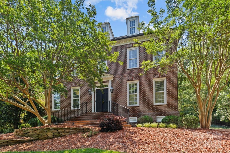 1019 Westlake Dr, Kannapolis, NC 28081