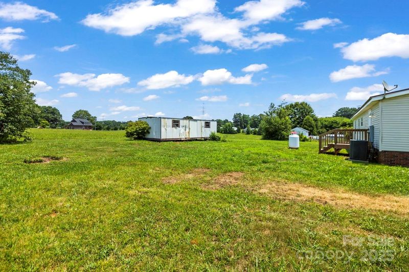1133 Lynn Ln, Catawba, NC 28609