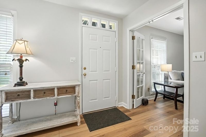 9535 Hinson Dr, Matthews, NC 28105