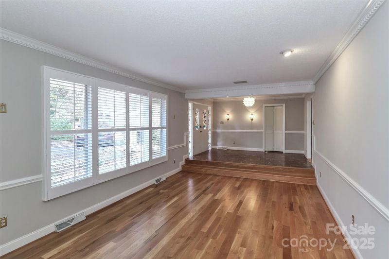 251 Gleneagles Rd E, Statesville, NC 28625