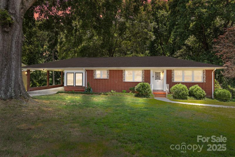 207 W 21st St, Kannapolis, NC 28081