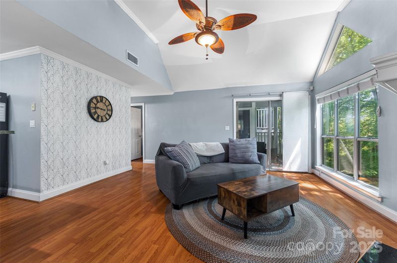 2510 Cranbrook Ln, Charlotte, NC 28207