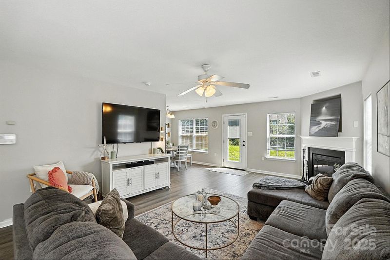 7036 Bullock Dr, Charlotte, NC 28214