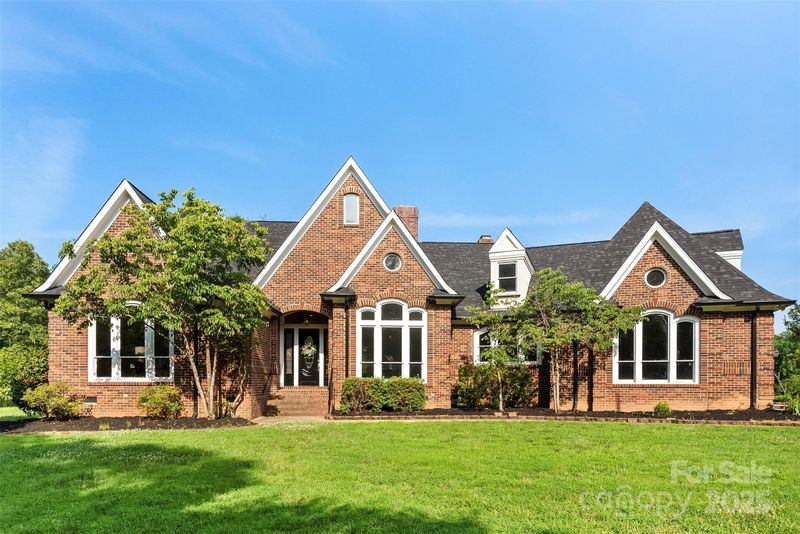 929 Blacksnake Rd, Stanley, NC 28164