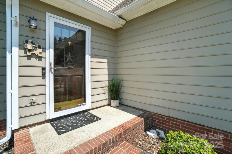 3325 Fortis Ln, Matthews, NC 28105