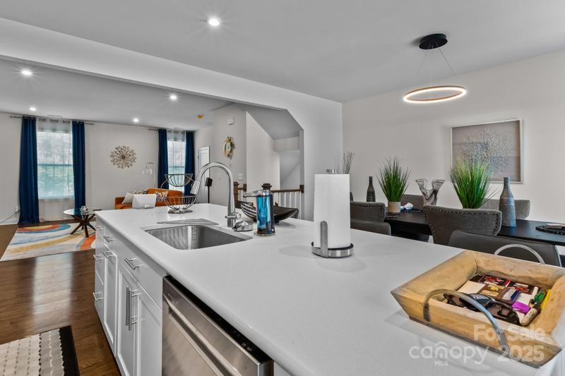 4440 Carteret St, Charlotte, NC 28205