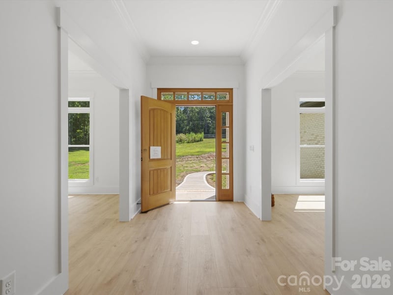 8018 Fairmont Dr, Waxhaw, NC 28173