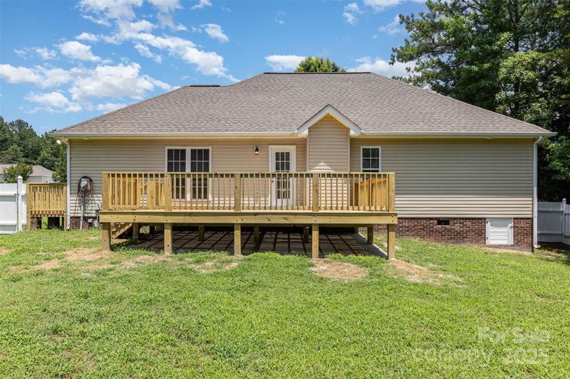 608 Red Hawk Way, Clover, SC 29710
