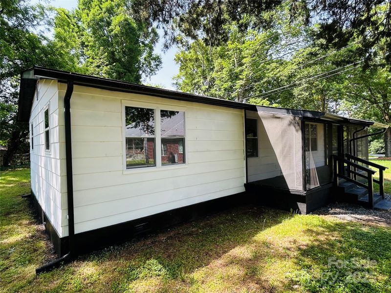 20016 Walter Henderson Rd, Cornelius, NC 28031