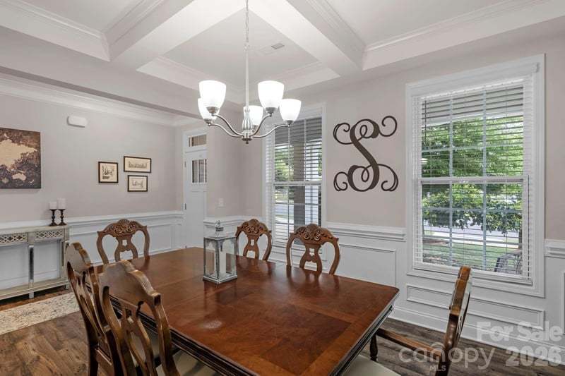 236 Robinwood Ln, Lake Wylie, SC 29710