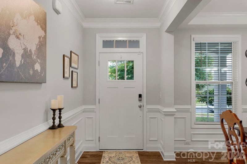 236 Robinwood Ln, Lake Wylie, SC 29710