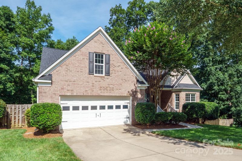 7025 Sedgebrook Dr W, Stanley, NC 28164