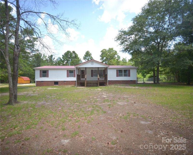 8221 Feather Run Rd, Kershaw, SC 29067