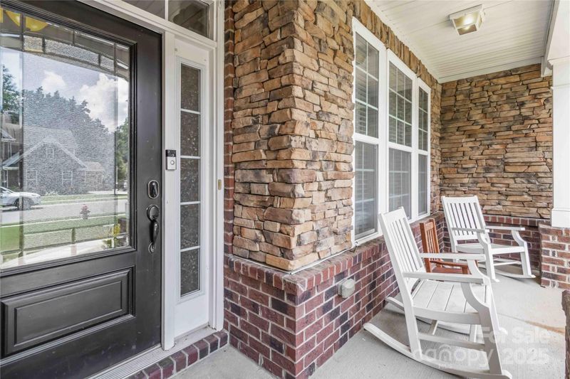1041 Verbena Ct, Tega Cay, SC 29708