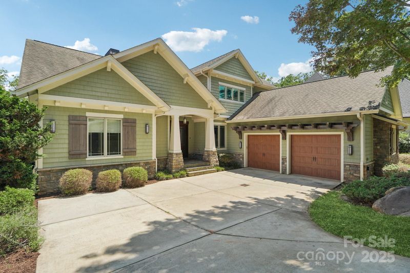 3229 Lake Pointe Dr, Belmont, NC 28012