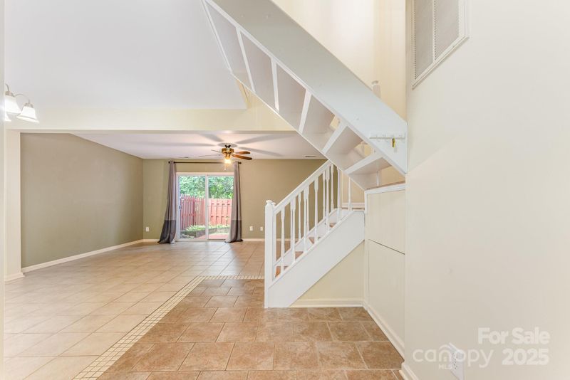 1250 Maple Shade Ln, Charlotte, NC 28270