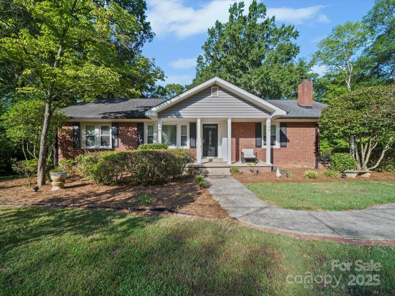 736 Spring St SW, Concord, NC 28025