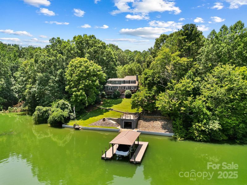7040 Hyde St, Sherrills Ford, NC 28673