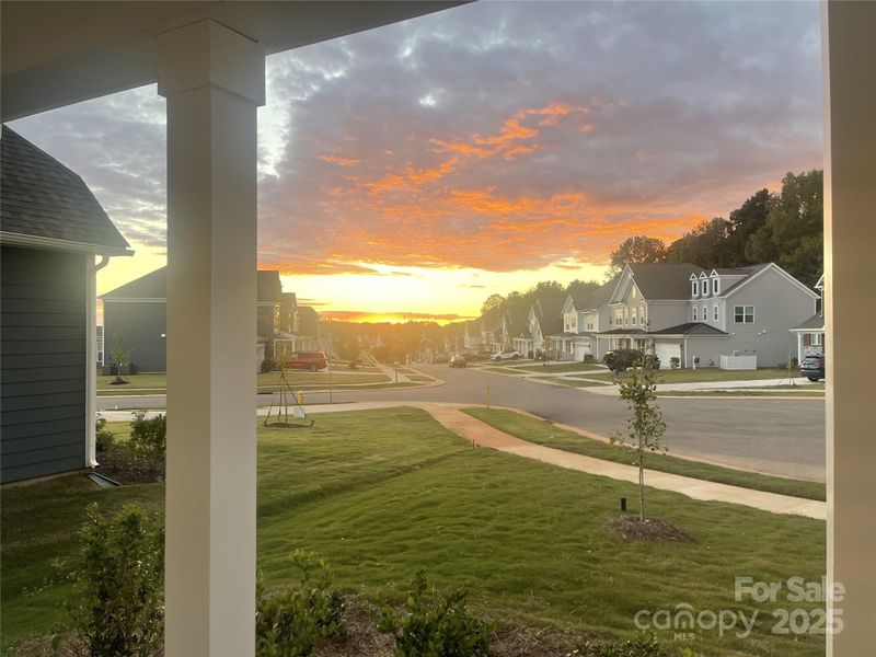 180 Glenn Dr, Mooresville, NC 28115