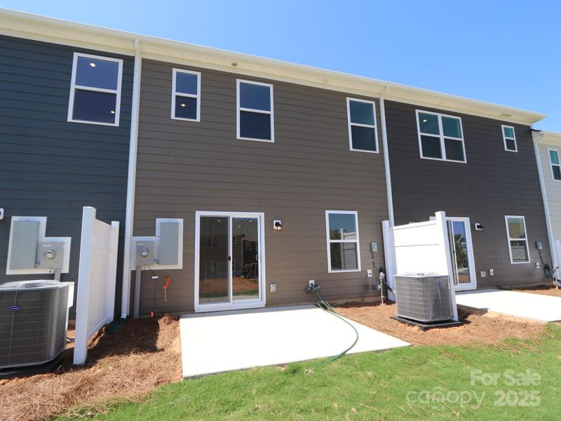 751 Lockhaven Dr NW, Concord, NC 28027