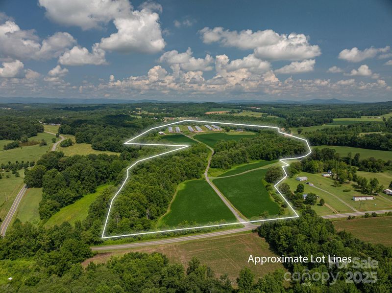 3048 Morning Glory Ln, Vale, NC 28168
