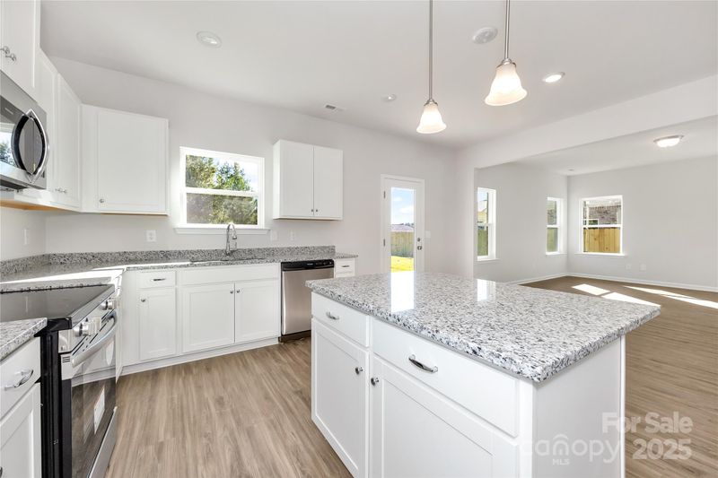 5702 Hagler Loop, Catawba, NC 28609