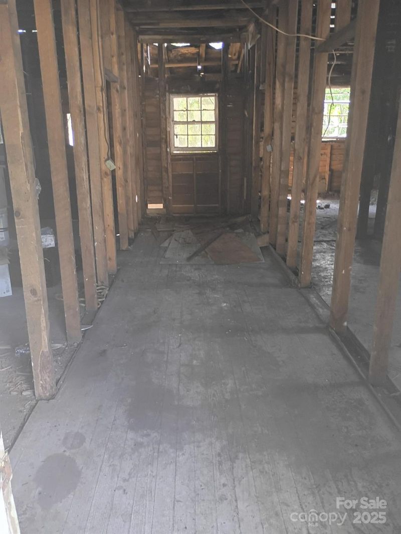 921 Loft Ln, Lancaster, SC 29720