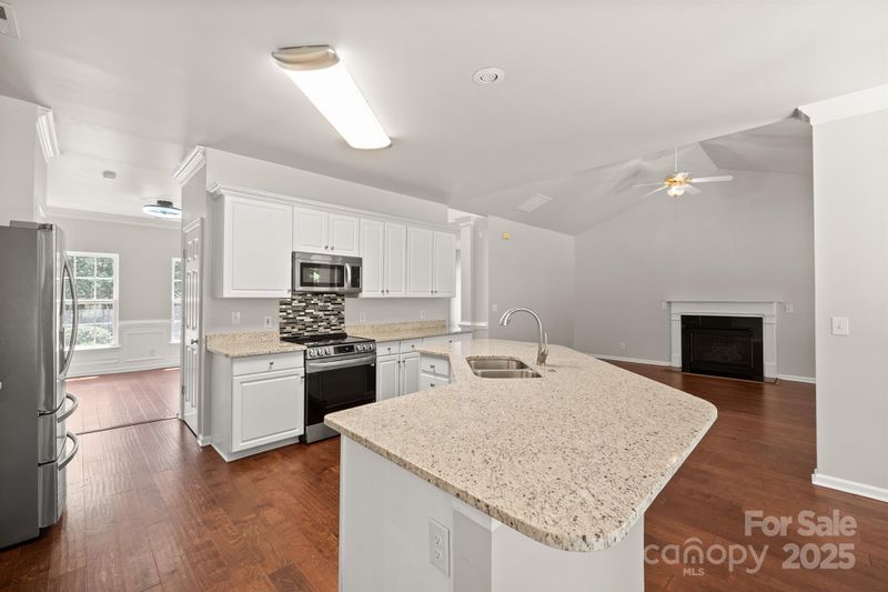 7563 Sedgebrook Dr W, Stanley, NC 28164