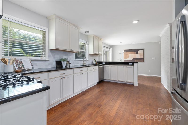 1940 Tyvola Rd, Charlotte, NC 28210