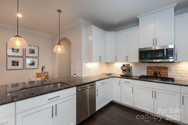 5907 Barrowlands Ct, Charlotte, NC 28210