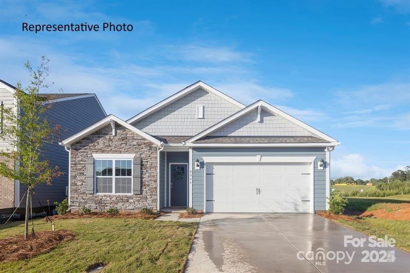 7897 Old Brook Dr, Sherrills Ford, NC 28673