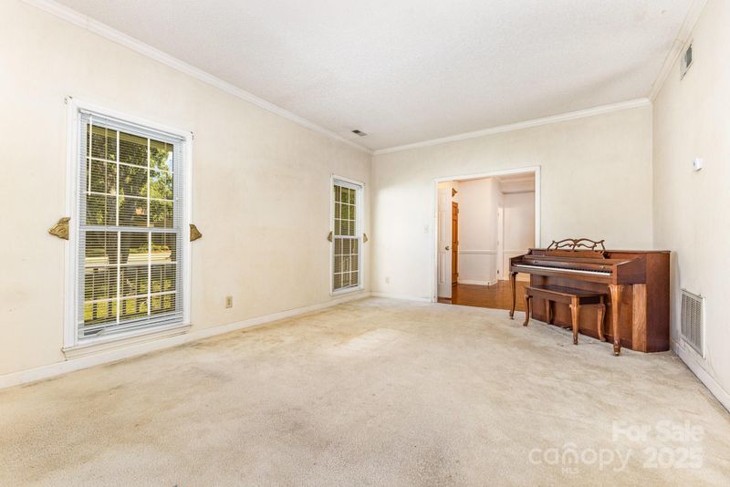 13446 Cassington Ct, Charlotte, NC 28273