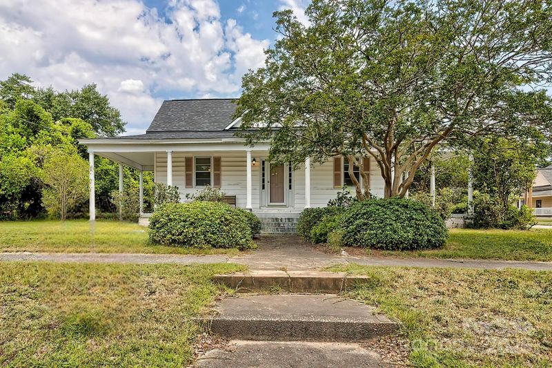 315 E Marion St, Kershaw, SC 29067