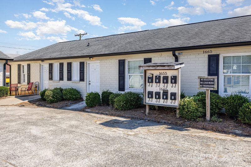 1655 N Webb St, Gastonia, NC 28052