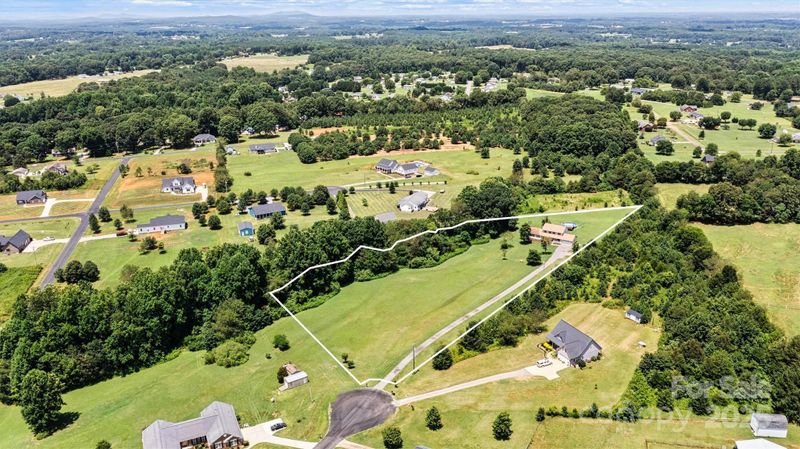 1310 Maple Lee Ct, Crouse, NC 28033