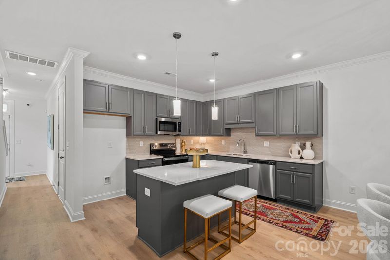 1310 Moretz Ave, Charlotte, NC 28206