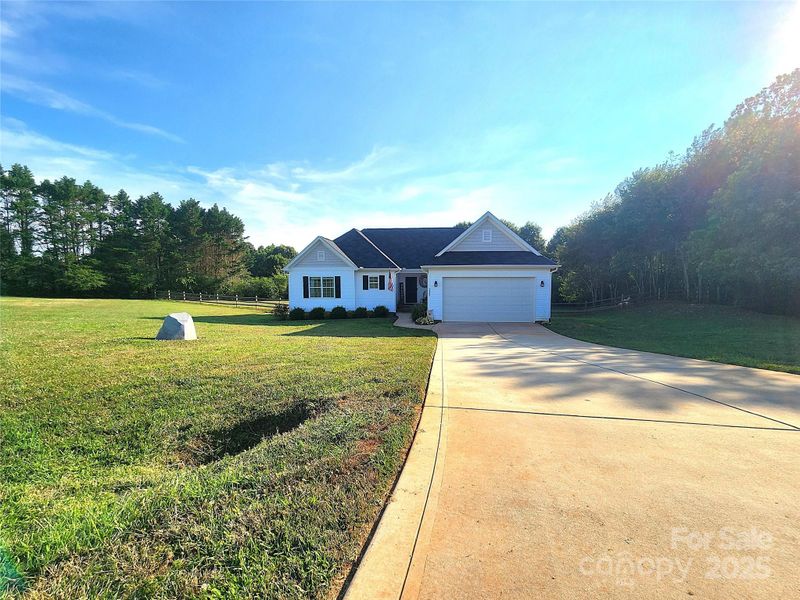2805 Eagle Dr, Lincolnton, NC 28092