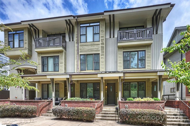 317 E Tremont Ave E #102, Charlotte, NC 28203