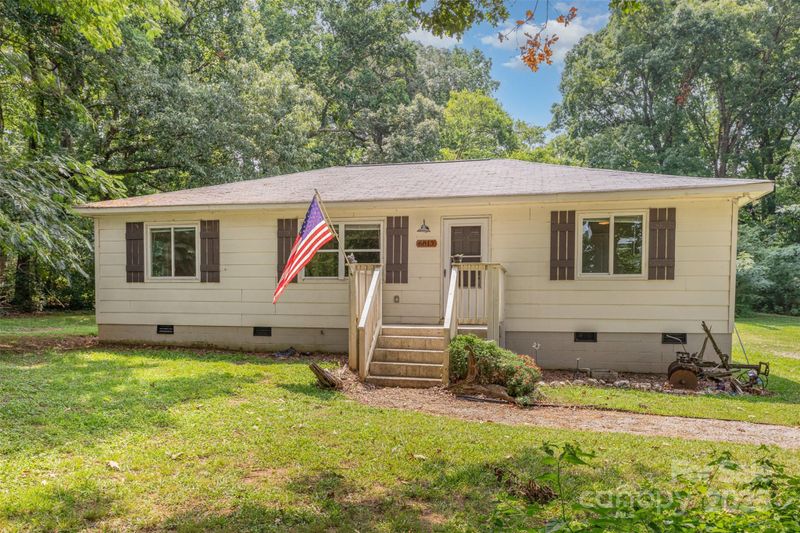 6013 Dudley Rd, Monroe, NC 28112