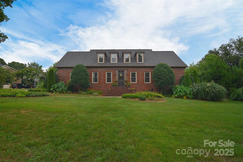 1482 Willow Oaks Trl, Matthews, NC 28104